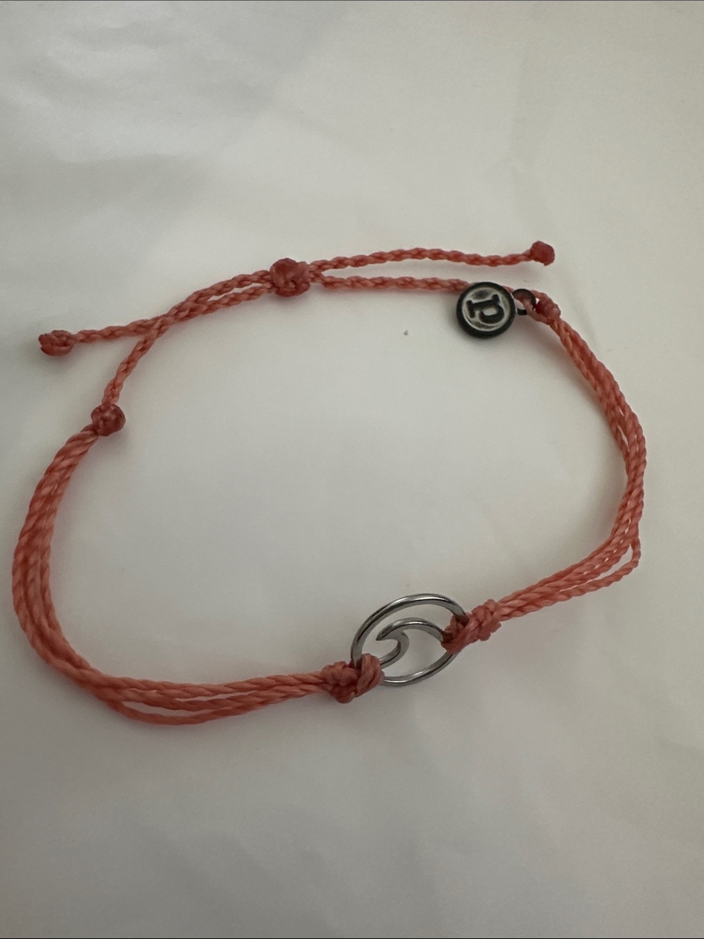 NWOT Pura Vida Coral Braided Rope Bracelet with Silver Wave